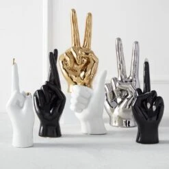 The Finger Hand -Zgallerie Deals Store webimage 160210836 2 jpg