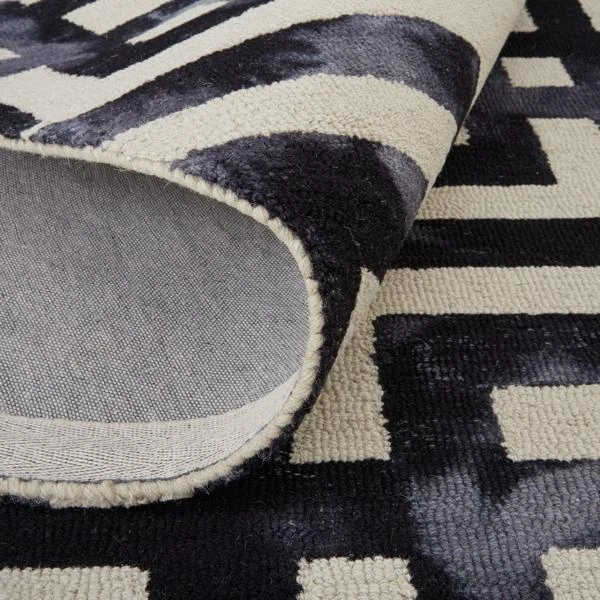 Lauren Rug - Black/Ivory 3 Lauren Rug - Black/Ivory - Image 3