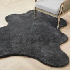 Lapin Animal Shape Rug - Slate